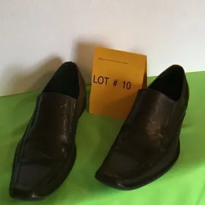 Men’s ROCK REPUBLIC brown slip ons in size 9 1/2 M