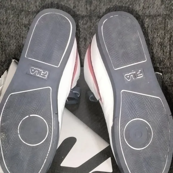 Mens sneakers