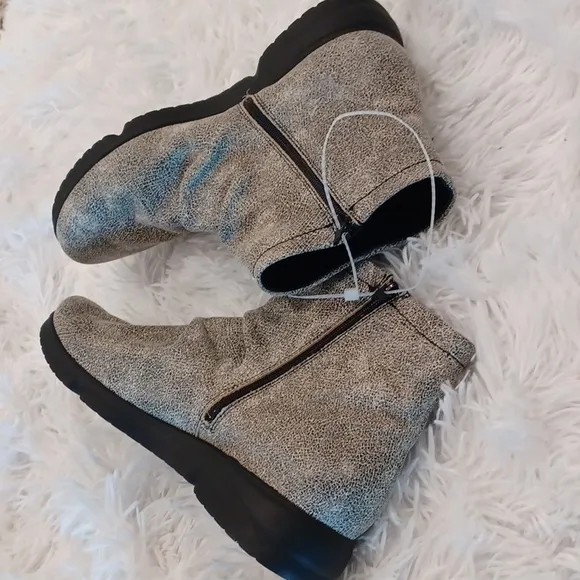 Mephisto Rezia Ankle Boots Side Zip Grey Black NEW SZ 8.5 NEW