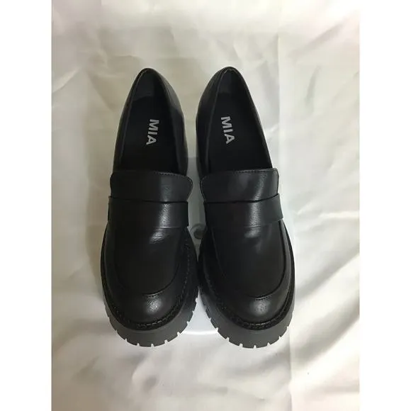 MIA Women’s Platform lug Sole Loafers  Size 9 Black NWOT Slip on’s 2.5 Heel Y2K