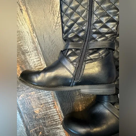 ✨MICHAEL KORS GIRL’S SIZE 2 EMMA LUX QUILTED BLACK TALL RIDING BOOTS✨