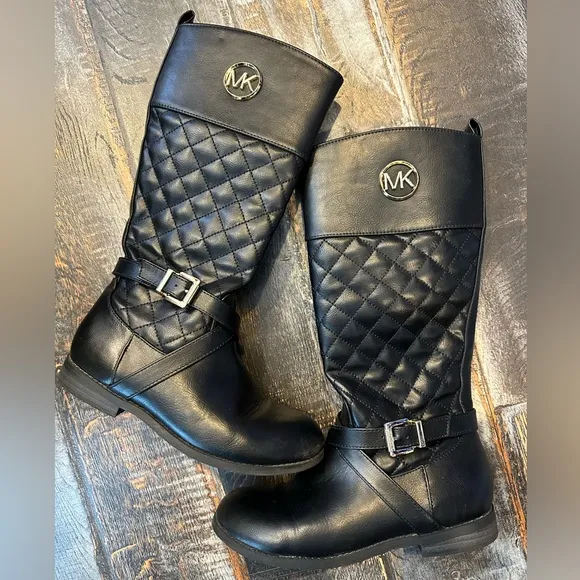 ✨MICHAEL KORS GIRL’S SIZE 2 EMMA LUX QUILTED BLACK TALL RIDING BOOTS✨