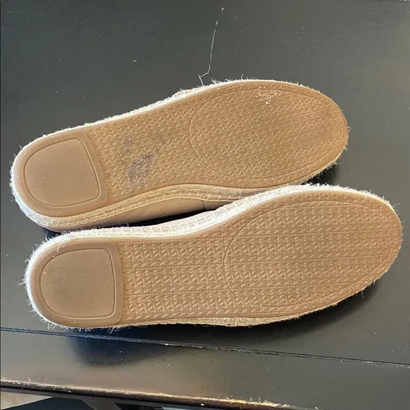 Michael Kors Leather Black and Tan Espadrilles with Two-Tone Design