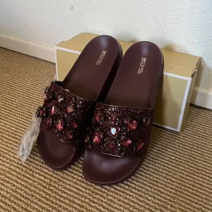 MICHAEL KORS Gilmore slides 5