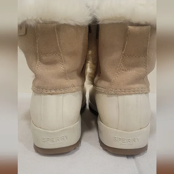 MINT - SPERRY TOP-SIDER MARITIME REPEL IVORY SHOE BOOTS (sz 8)