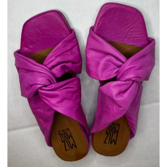 Miz Mooz Paparazzi Fuchsia Flat Leather Sandals Slides  Size 8