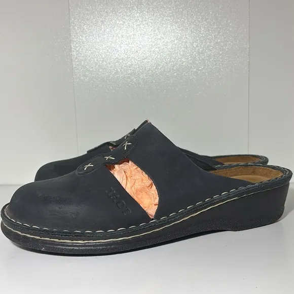 NAOT navy blue leather mule slides arch support comfort shoe slip on mary Janes