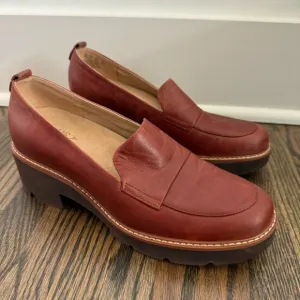 Naturalizer Darry Lug Sole Brown Leather Loafers size 7.5
