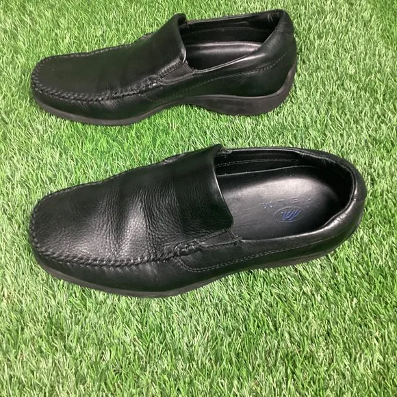 NEIL M Loafers Black Leather 8.5