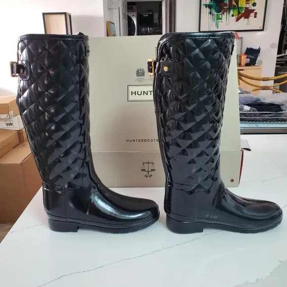 NEW $230 Hunter Refined Gloss Quilt Tall Rain Boots Black waterproof Sz 6