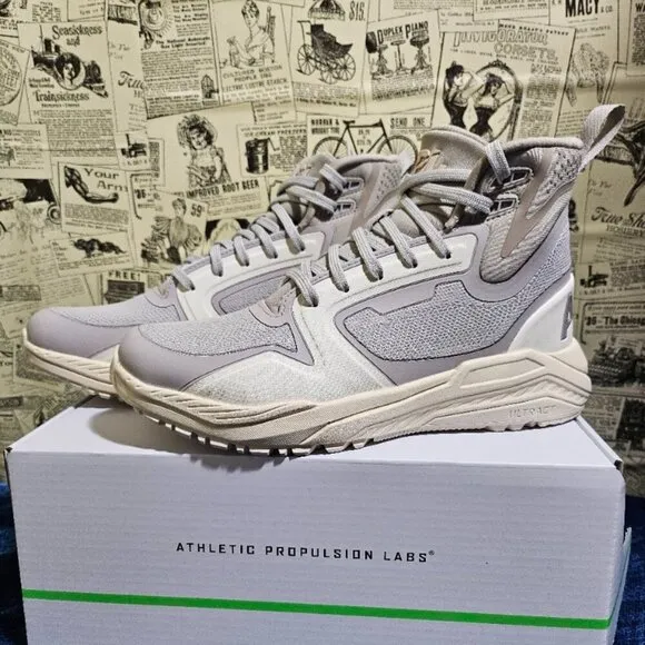NEW APL Techloom Defender Boots Women 6 6.5 Athletic Propulsion Labs