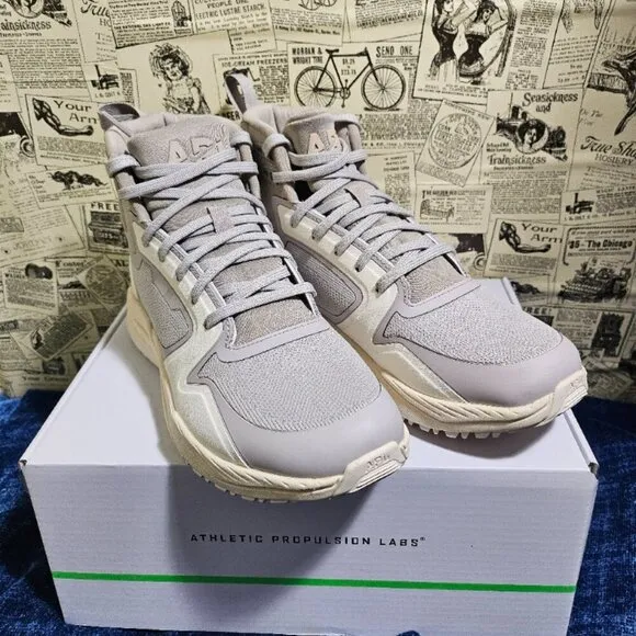 NEW APL Techloom Defender Boots Women 6 6.5 Athletic Propulsion Labs