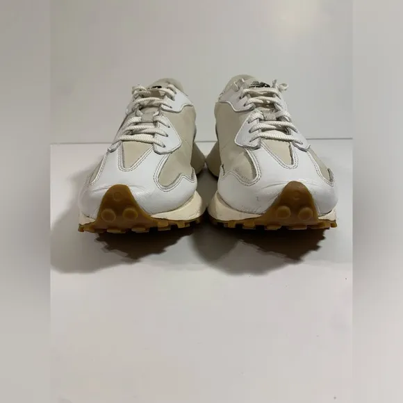 New Balance 327 White Moonbeam Gum Womens Sneakers 8.5‎