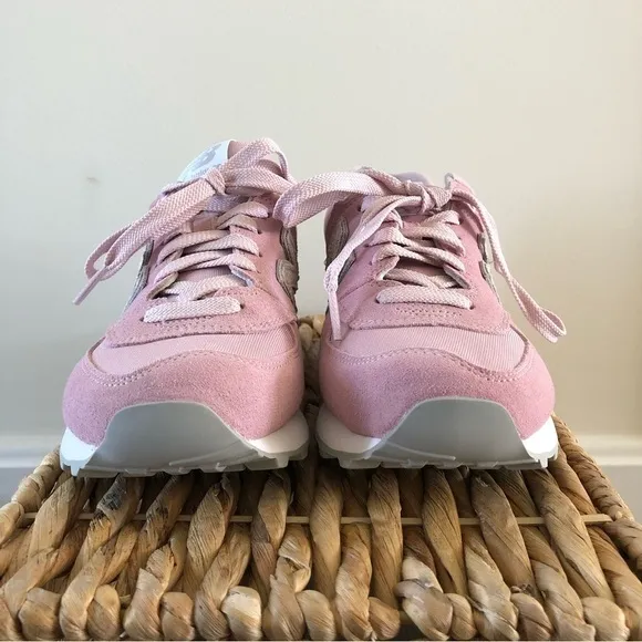New Balance 574 Light Pink Shattered Pearl Lace Up Sneakers 6.5
