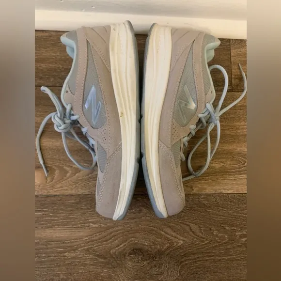New Balance 877 Women's Gray and Blue Sneakers