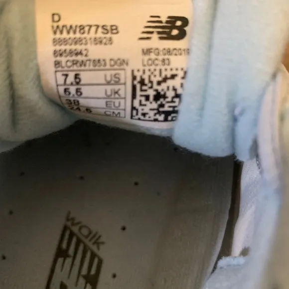 New Balance 877 Women's Gray and Blue Sneakers