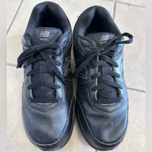New Balance Mens 840 Leather Walking Casual And Fashion Sneakers