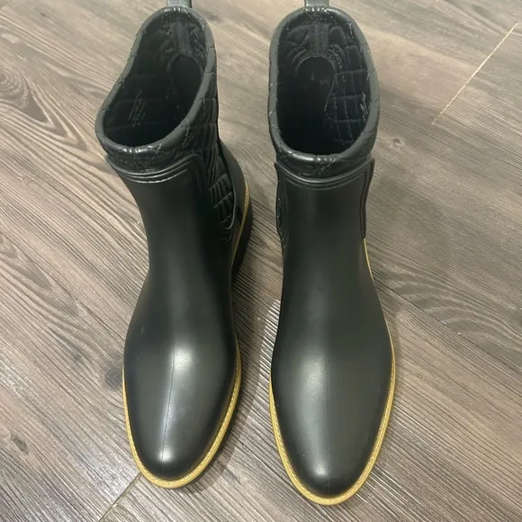 New Bernardo Zora Quilted Rain Boots