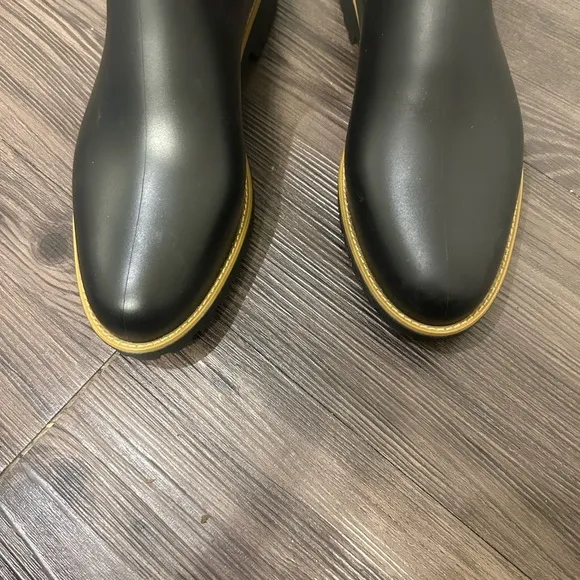 New Bernardo Zora Quilted Rain Boots
