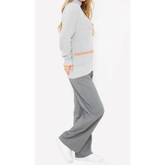NEW BRODIE CASHMERE parker plait sweater in chromium/fondant
