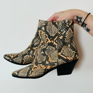 New Circus by Sam Edelman Western boho ankle snakeskin Boots
