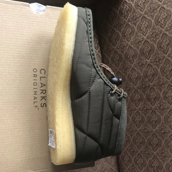 New Clarks Women’s Quilted Wallabee Boots in Khaki  492sn