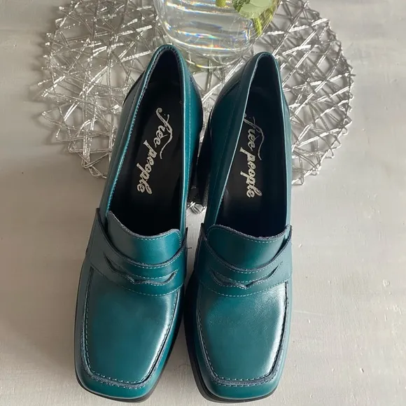 New FREE PEOPLE Zoe Platform Loafer / Deep Jade Size 39.5