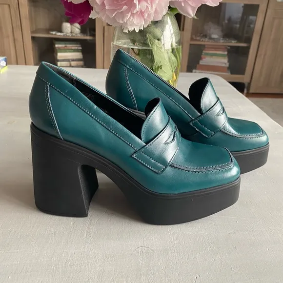 New FREE PEOPLE Zoe Platform Loafer / Deep Jade Size 39.5