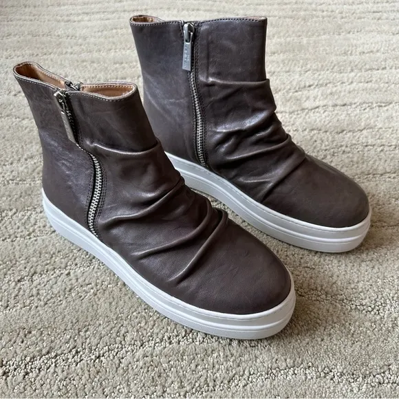 NEW J/SLIDES NYC Tina Leather Ruched Platform Zipper Booties Gray Brown Sze 7