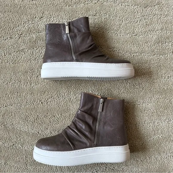 NEW J/SLIDES NYC Tina Leather Ruched Platform Zipper Booties Gray Brown Sze 7