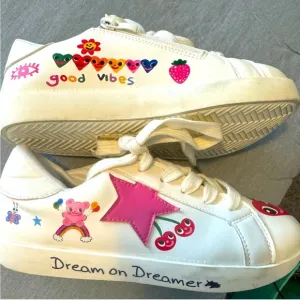 New Lola   The Boys Lace Up With Zip Fashion Sneakers Hearts Sz 37