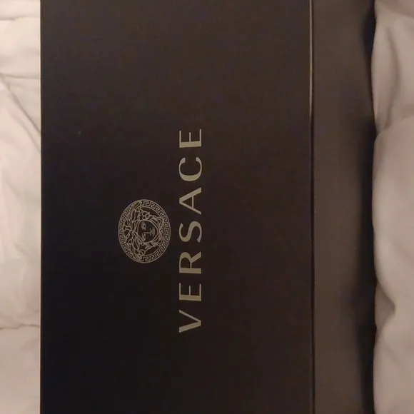 NEW! Men's VERSACE Baroque &amp; Medusa head embossed pool slides!