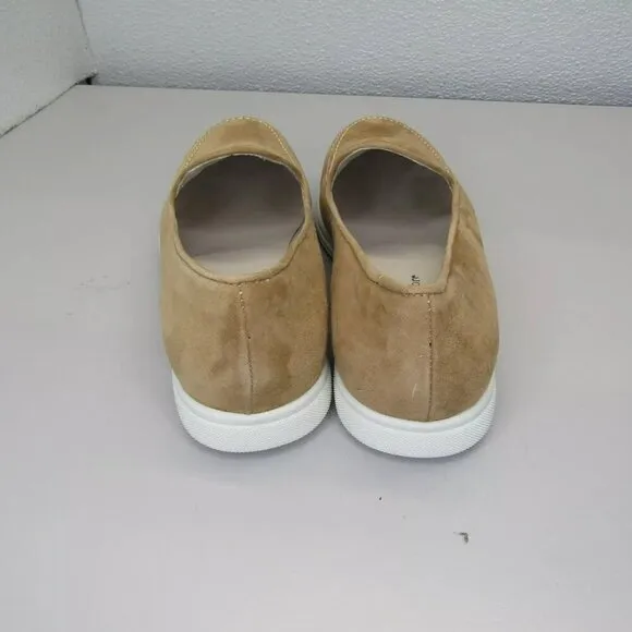NEW MICHELE LOPRIORE Womens Lori Loafer Slip On Suede Cushion Comfort Size 6