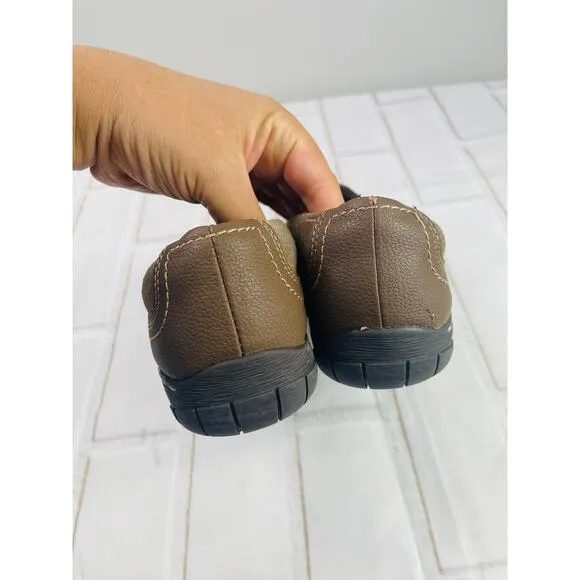 NEW Naturalizer suede tan loafers size 8.5