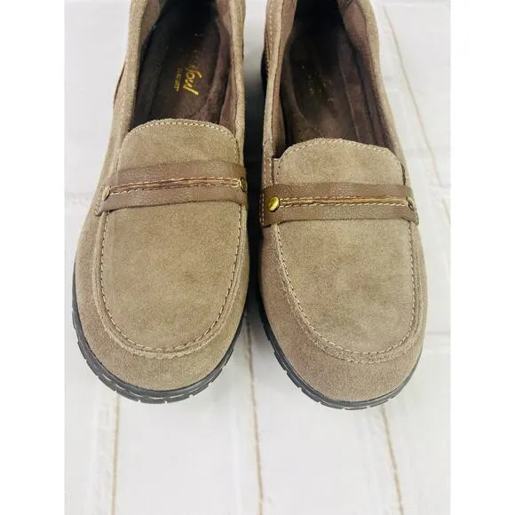 NEW Naturalizer suede tan loafers size 8.5