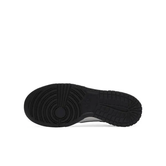 NEW NIKE kids dunk low panda sneakers in white/black-white