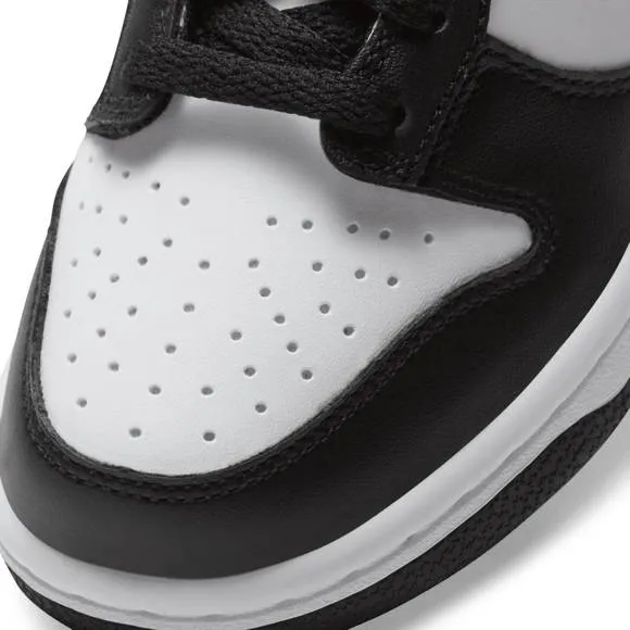 NEW NIKE kids dunk low panda sneakers in white/black-white