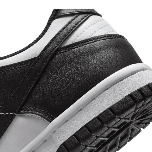 NEW NIKE kids dunk low panda sneakers in white/black-white