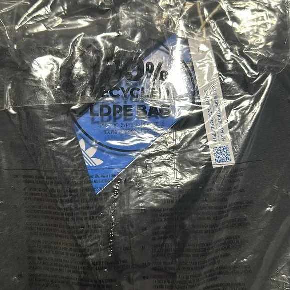 NEW OUT OF STOCK Adidas OVERSIZED BLAZER Size XS