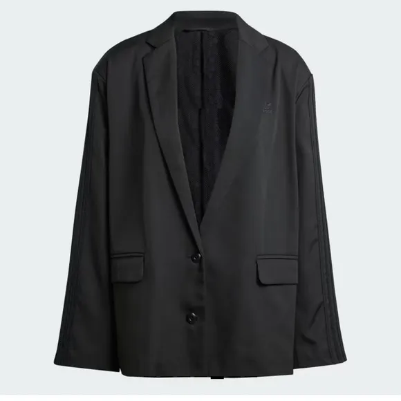 NEW OUT OF STOCK Adidas OVERSIZED BLAZER Size XS