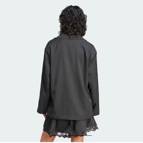 NEW OUT OF STOCK Adidas OVERSIZED BLAZER Size XS