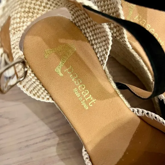 New Paseart Black Espadrille Wedge Sandals