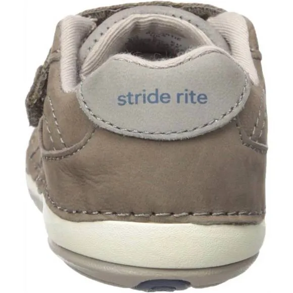 NEW STRIDE RITE kids soft motion artie sneaker in truffle