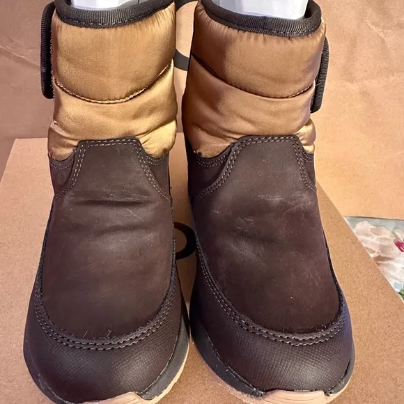 New UGG Kids Toty Cold Weather Waterproof Boots
