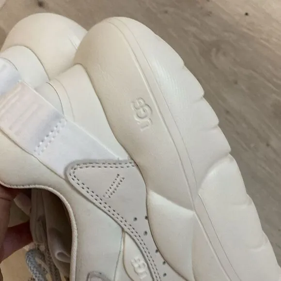 NEW- UGG- WHITE LA CLOUD LACE FASHION PLATFORM SNEAKERS, WOMEN Size 10