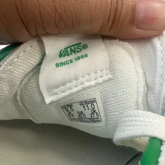New Vans SK8 Low Top Sneakers White Green Leather Casual Unisex Men 9.5 Women 11