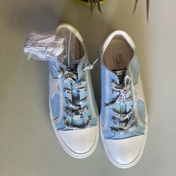 NEW Vintage Havana Suzzie Sneaker In Denim Mix