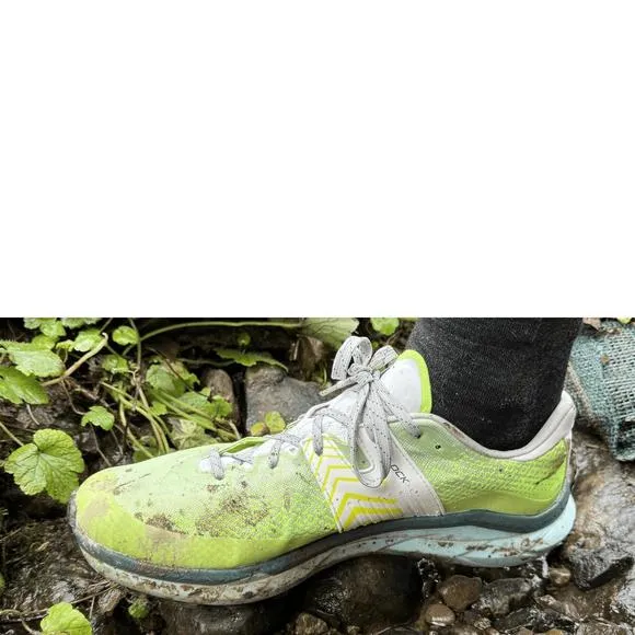 NEW VJ men's maxx2 running sneakers in green