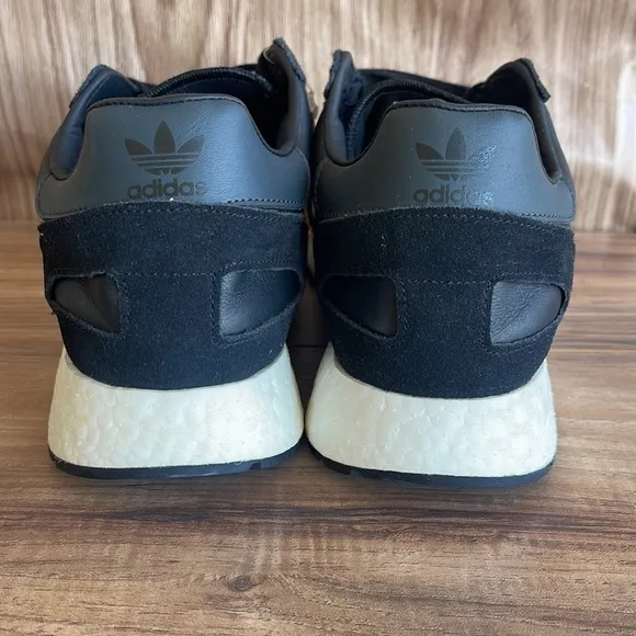 New without box ADIDAS ORIGINALS LEATHER SHOES MENS Sz 13 CASUAL BLACK-WHITE