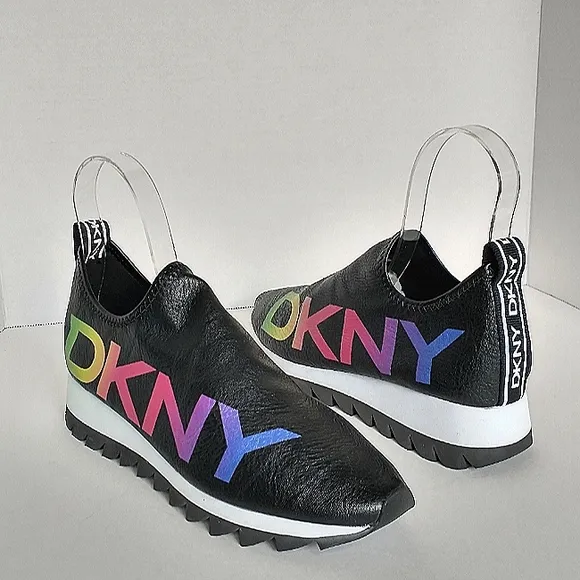New w/o Box DKNY Azer Fashion Platform Sneakers Size 9